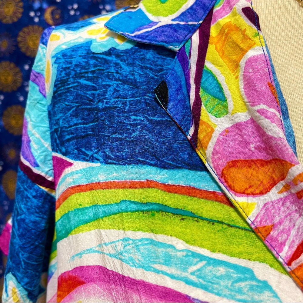 🌈 SOLD Gorgeous Jams rainbow flower top - Picture 4 of 12